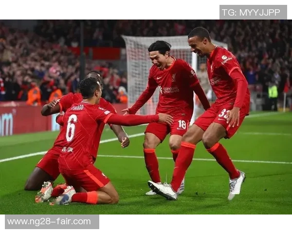 皇马在世界杯中以6比2战胜波尔图补时进球点燃全场激情与转会传闻