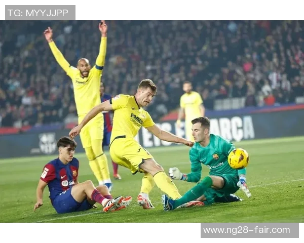 中超经典对决巴萨逆袭AC米兰补时绝杀引发全场狂欢